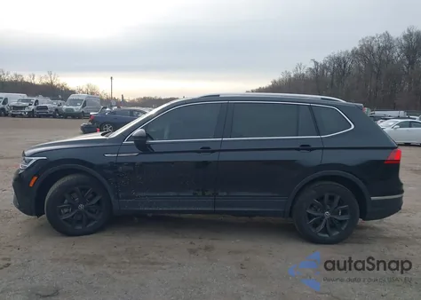 2024 Volkswagen Tiguan 2.0T Se/2.0T Wolfsburg Edition z USA, uszkodzony, nr VIN 3VVMB7AX5RM113731